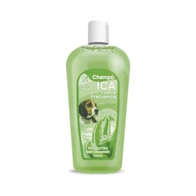 Champú frecuencia con aloe vera para perros.
